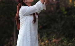 噜噜噜AV久久苍井空